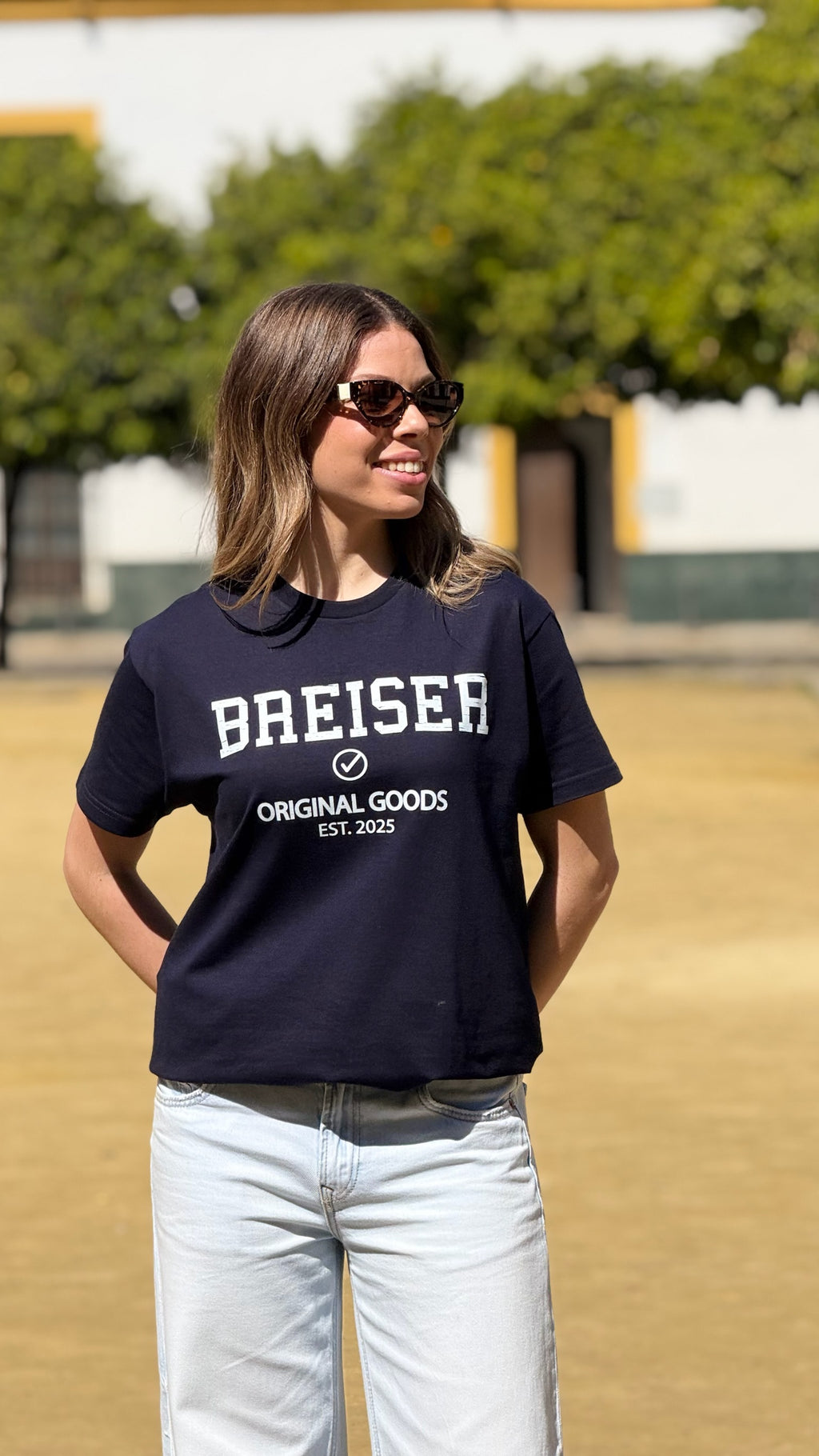 CAMISETA AZUL MARINO — Breiser Original Goods