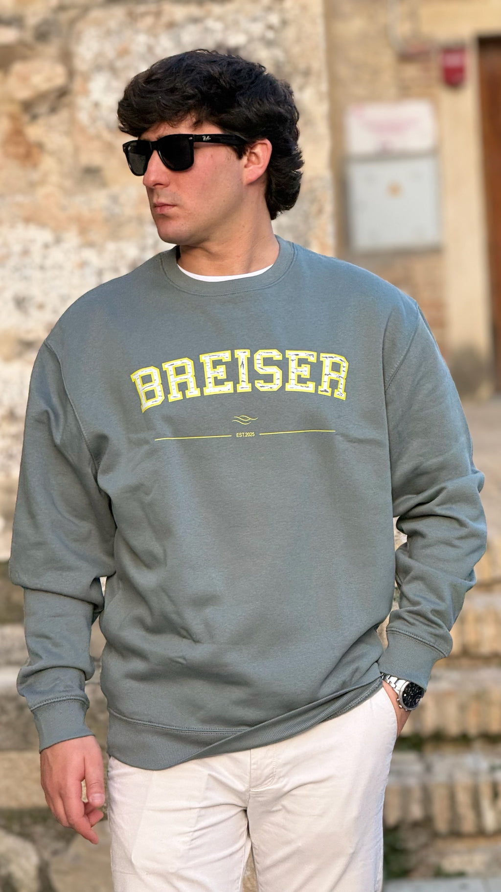 SUDADERA BREISER EST. 2025 — Verde Oscuro